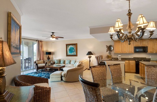 Santa Rosa Beach Condo | Unique Corner Condo | Free Beach Service | Large Balcony | Designated Beach Fron