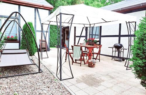 Biskupia Gorka Apartment | Unique Cottage House in Gdańsk