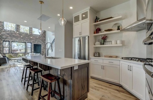 Parowan House | Unique Experience in Luxury Modern Home w/Loft - Near Brianhead Ski Resort