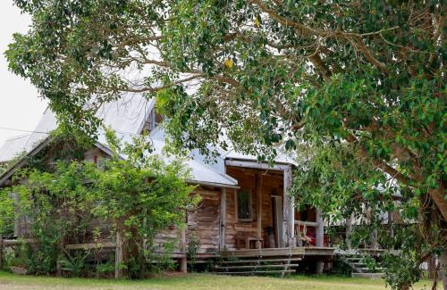 Ridgewood House | Unique Farm Escape in the Sunshine Coast Hinterland