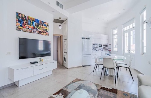 Tel Aviv City Center Apartment | Unique Historical 2BR Kalisher SAFE ROOM