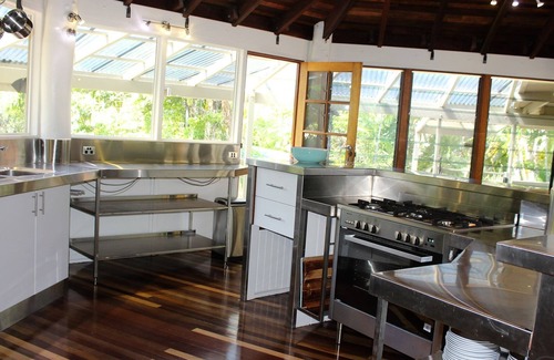 Port Douglas House | Unique house close to Port Douglas and Four Mile Beach. Pet Friendly.