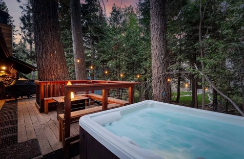 Incline Village House | Unique Lake Tahoe Sophistication -Amenities Galore