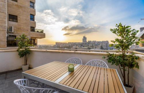 Nachlaot Apartment | Unique Mini Penthouse In The Heart Of Jerusalem