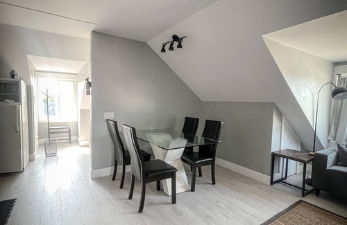 Chapleau Apartment | Unique Modern Luxury 2 Bedroom Apartment