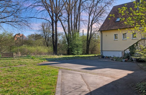 Unterneustadt Apartment | Unique Modern Nature Oasis in the City Center
