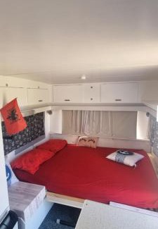 Sakës Other | Unique night in a cozy caravan
