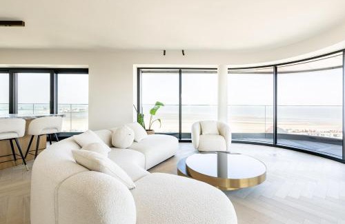 Heist Apartment | Unique penthouse with sublime sea views
