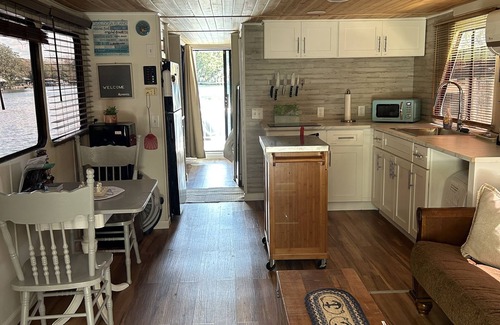 Ocean City Boat Rental | Unique Private newly renovated Houseboat on Bayou - Destin/Ft. Walton Beach