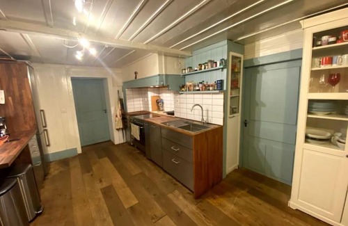 Les Houches Ski Chalet | Unique Savoyard 4 bed Chalet farmhouse sleeps 8-10