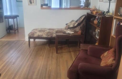Dufferin Grove Apartment | Unique Spacious Little Italy 1 bed Apt