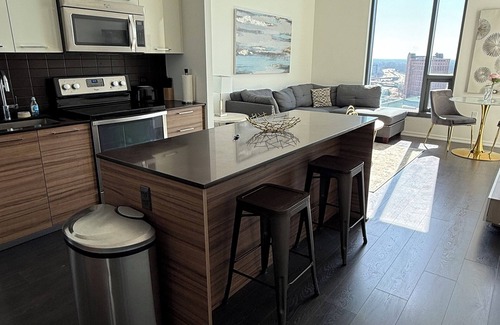 McLean Apartment | Unique Stay: Inside Tysons Mall + Metro