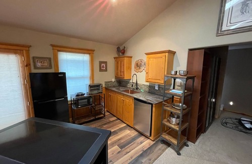 Alfalfa House | Unique Stay on a Working Bison and Yak Ranch