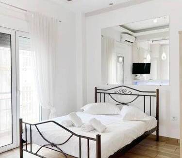 Athens Apartment | Unique Studio Athens Downtown
