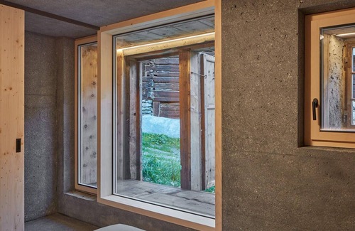 Arolla Ski Chalet | Unique swiss alpine design chalet: discover authentic beauty