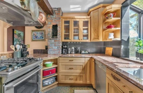 Central Tacoma House | Unique Urban Sanctuary
