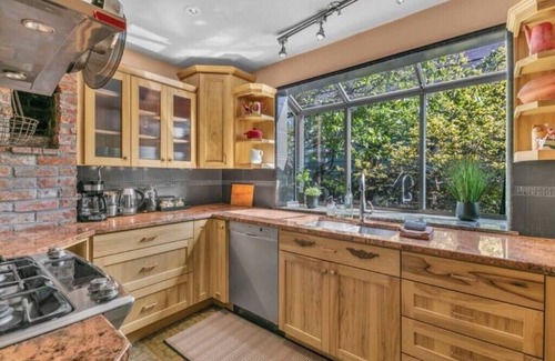 Central Tacoma House | Unique Urban Sanctuary