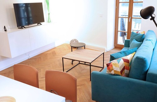 Old Town Apartment | Unique vacation apartment W11.2 with a view of the Danube