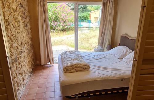 Bagnols-sur-Ceze Other | Unique view of Caesar's camp & vineyards - 2 Mazets on a hill -