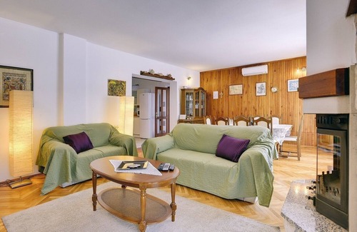 Liznjan House | Unique villa 1 km to beach with private pool