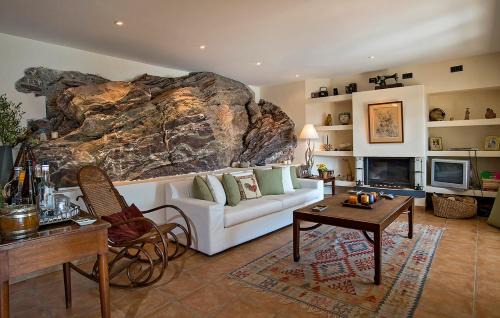 Poros House | Unique Villa on the Island of Poros