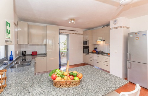 Tavira Villa | Unique villa with large private pool, large garden with complete sea view