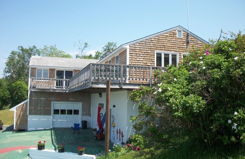 Mid-Coast and Islands House | Unique Waterfront Experience