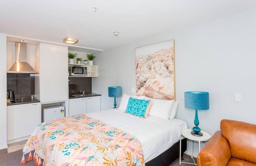 Christchurch City Centre Apartment | Uniquely located apartment with Kitchen
