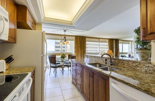 Siesta Key Condo | Unit 105- 2 Bedroom 2 Bathroom Condominium With Partial North Gulf Views