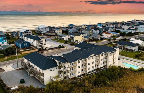Surf City Hotel | Unit 107SD at Tiffany's Motel