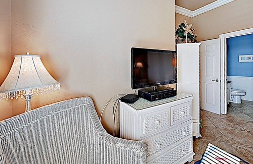 South Padre Island Condo | Unit 1105: Gulf-Side Penthouse with Free WiFi, Balcony, & Panoramic Views