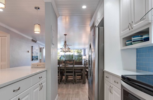 Siesta Key Condo | Unit 121- Newly Renovated- Convenient 1st Floor- Palm Bay Club - Gulf Side In