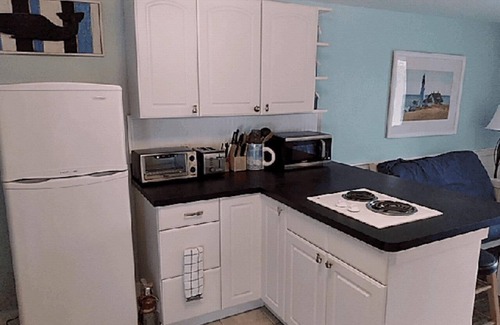 North Truro Condo | Unit #13 - Ground floor efficiency studio with A/C.