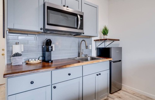 Wailuku Apartment | Unit 16 Maui Ohana Modern Studio