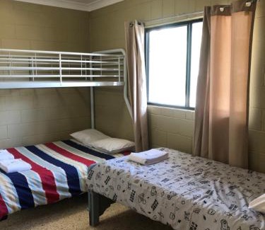 Emu Park Apartment | Unit 2 Pattison