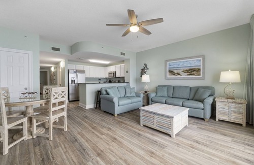 Panama City Beach Condo | UNIT 2003W! GREAT GULF VIEWS! WALK TO PIER PARK! NEWLY UPDATED!BCH SRVC INCL!