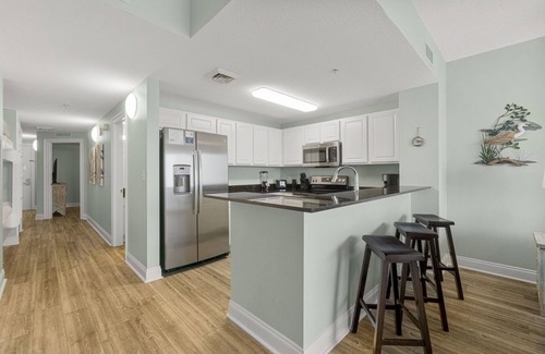 Panama City Beach Condo | UNIT 2003W! GREAT GULF VIEWS! WALK TO PIER PARK! NEWLY UPDATED!BCH SRVC INCL!
