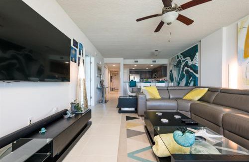 Ocean View Halifax Estates Apartment | Unit 203 Aruba - 3 Bedroom Ocean Front