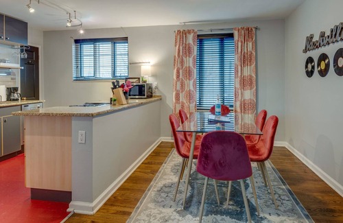 Nashville Apartment | Unit 206 1 BR in Midtown