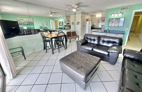 Panama City Beach Condo | Unit 224: 2nd Fl Condo At The Summit - 1BR/1BA W/ Bunk Area. Incredible View!