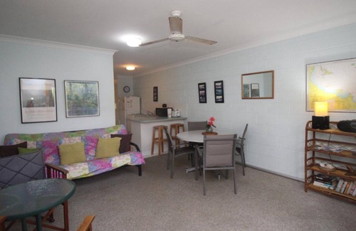 Arcadia Apartment | Unit 3 Beachcomber, Arcadia