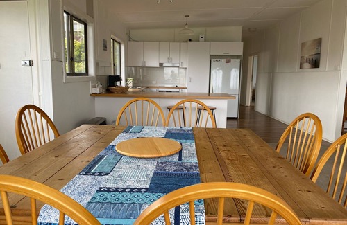 Pambula Beach Apartment | Unit 3. Beachside Units. Dog Friendly