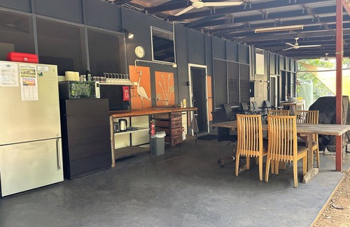 Wagait Beach Apartment | Unit 3 Golden Sands Retreat, Self-Contained Unit in Wagait Beach