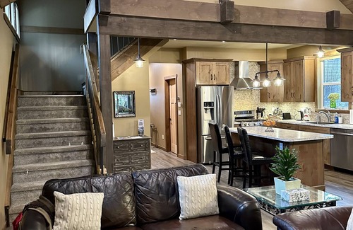 Kent Ski Chalet | Unit #3 | Peaceful & Romantic Harrison Chalet Suites
