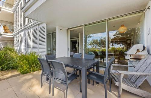 Rainbow Beach House | Unit 3 Plantation Resort Rainbow Beach