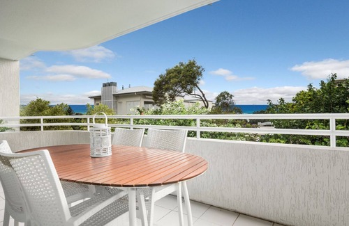 Sunshine Beach Apartment | Unit 4 Cote D'Azur, 6 Douglas St, Sunshine Beach