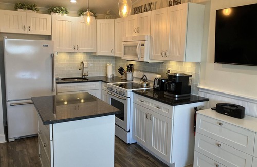 North Truro Condo | Unit #48 - 2nd Floor Deluxe Studio with A/C