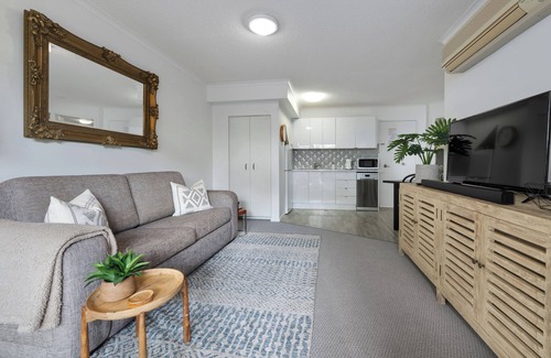 Noosaville Apartment | Unit 48 - Stylish Unit, 4* Resort, Close to Noosa River