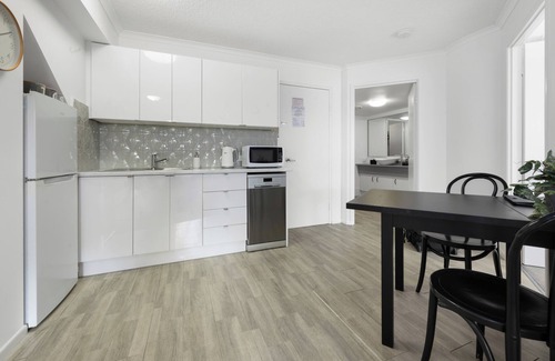 Noosaville Apartment | Unit 48 - Stylish Unit, 4* Resort, Close to Noosa River