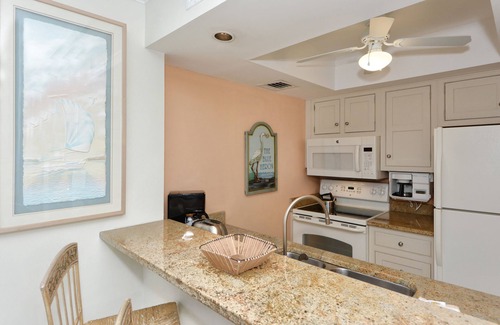 Siesta Key Condo | Unit 72- 1 Bedroom 1 Bathroom Condominium With Gulf Views